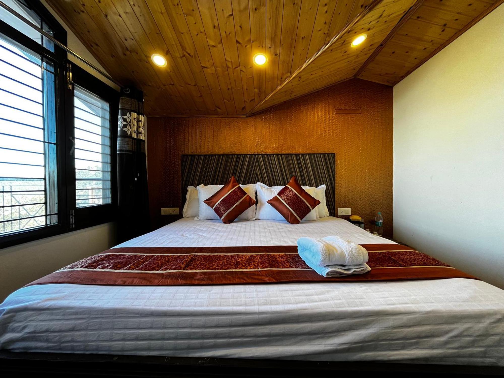 Puri'S Bnb Shimla Esterno foto