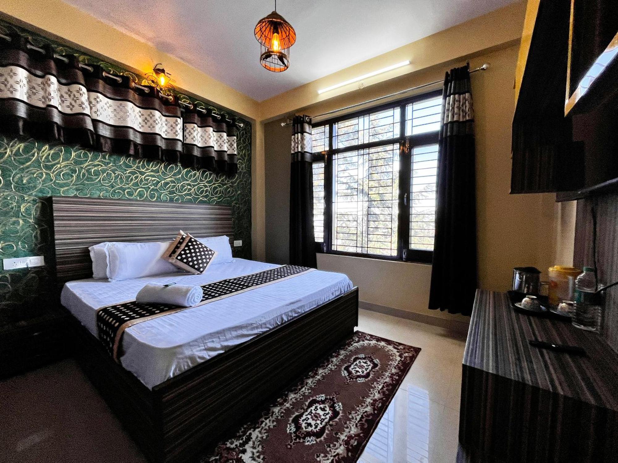 Puri'S Bnb Shimla Esterno foto