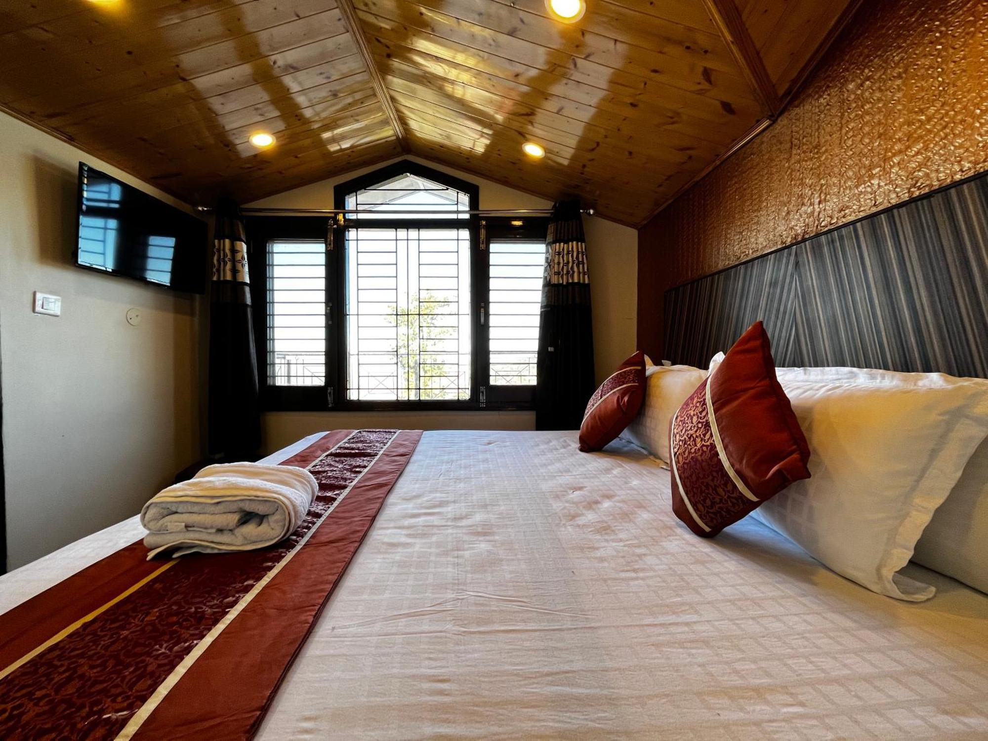 Puri'S Bnb Shimla Esterno foto