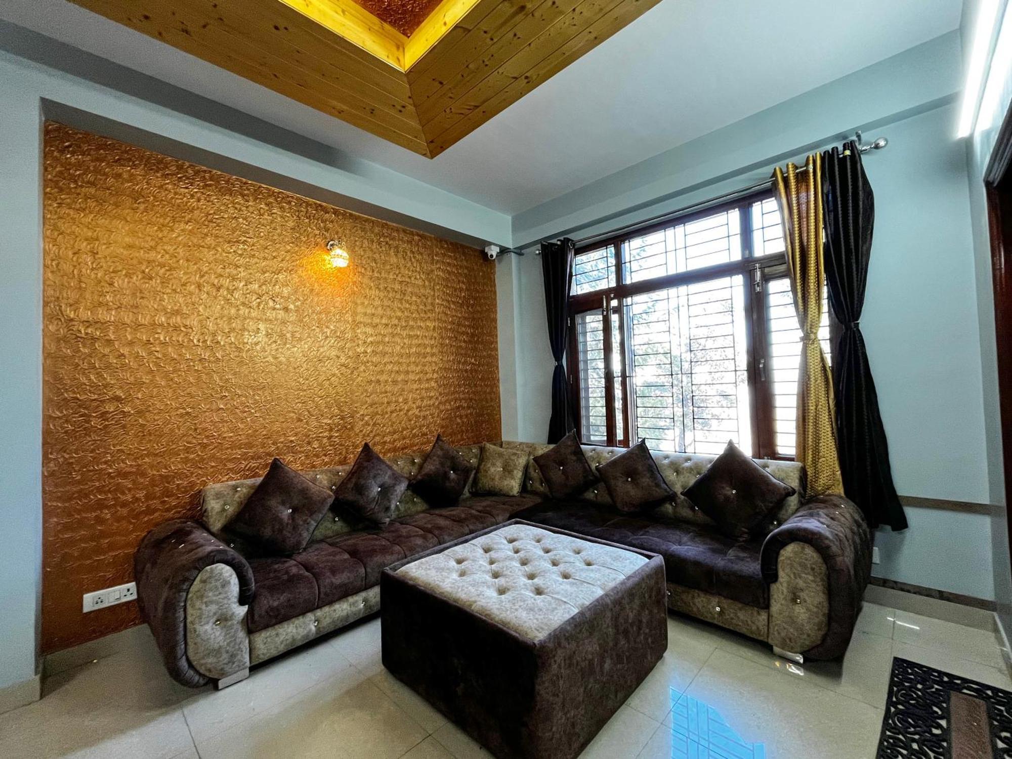 Puri'S Bnb Shimla Esterno foto
