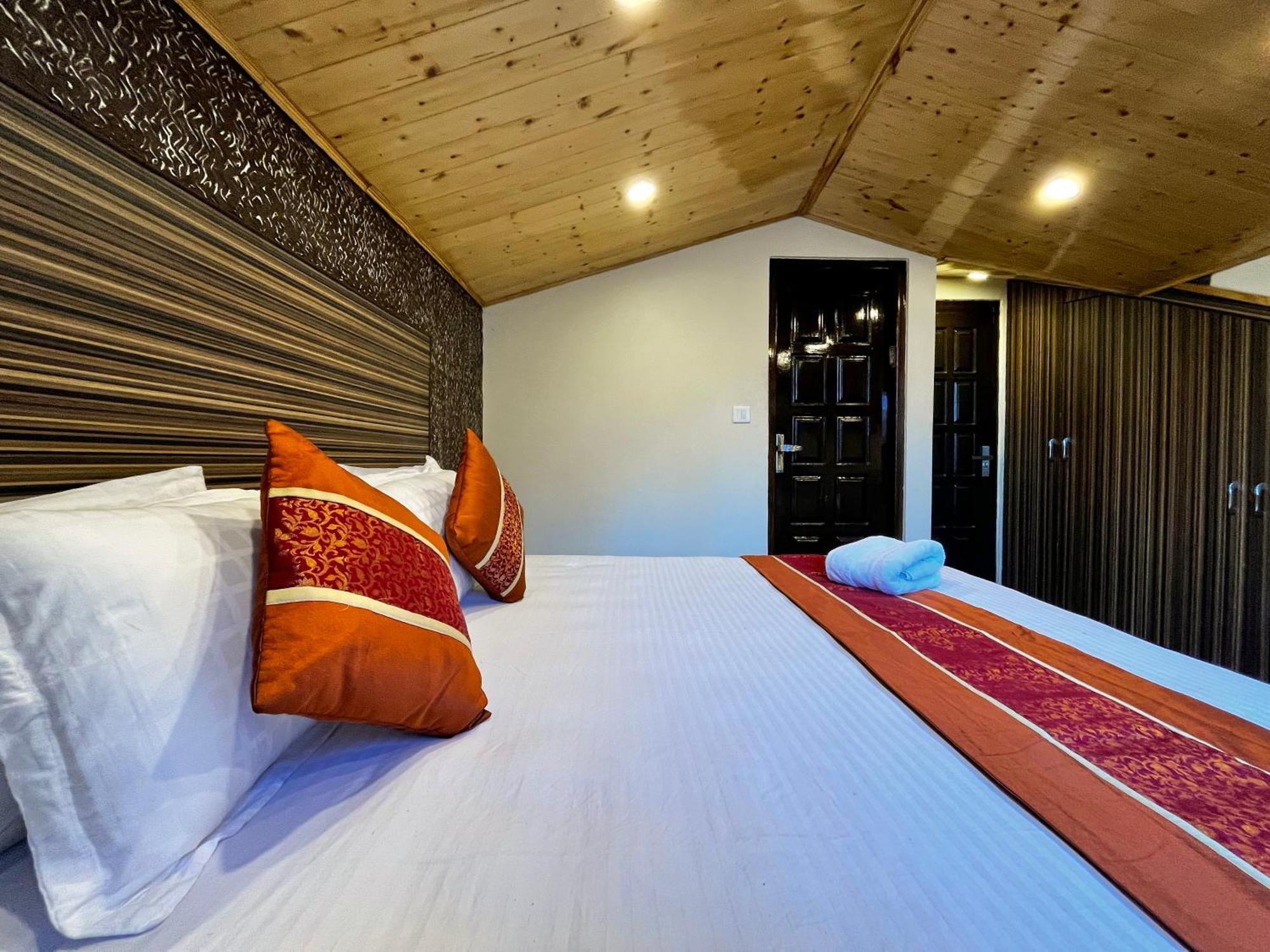 Puri'S Bnb Shimla Esterno foto