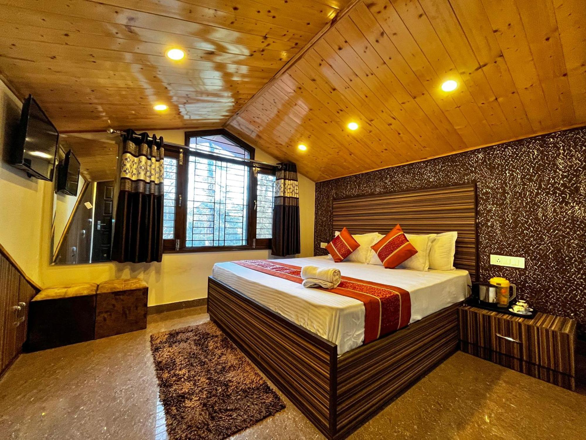 Puri'S Bnb Shimla Esterno foto