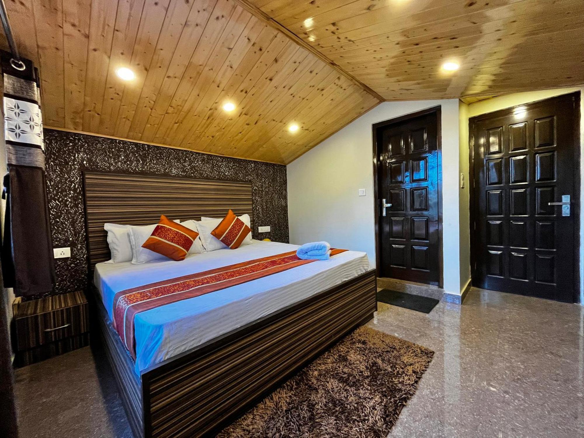 Puri'S Bnb Shimla Esterno foto