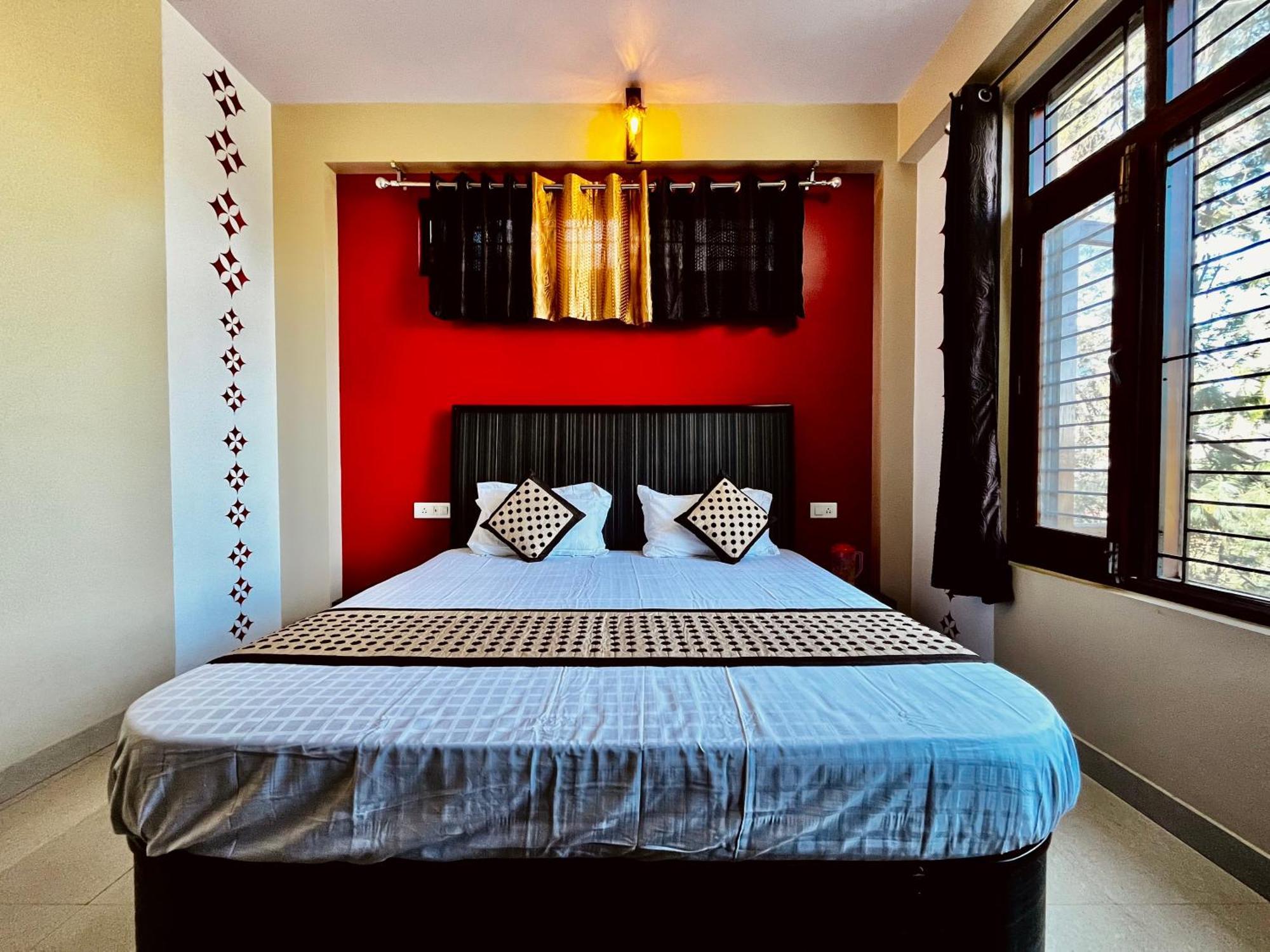 Puri'S Bnb Shimla Esterno foto